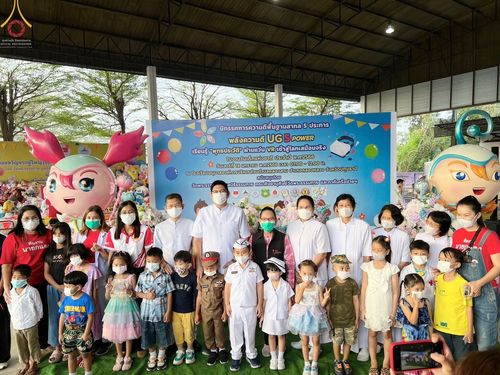 ภาพ No.71233:วัดพระธรรมกาย มูลนิธิธรรมกาย และคณะศิษยานุศิษย์ฯ ร่วมกับ อบต.คลองสาม และภาคีเครือข่ายฯ เปิดตัวสื่อนวัตกรรมพุทธประวัติผ่านแว่น VR สู่โลกเสมือนจริง - จัดแสดงนิทรรศการพลังความดี UG5 POWER เนื่องในงานวันเด็กแห่งชาติ ประจำปี พ.ศ.2566