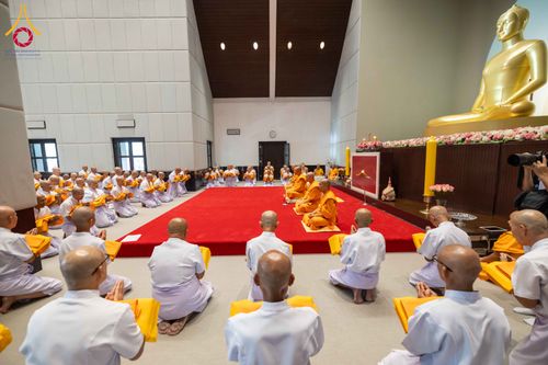 ภาพ No.321352:วันเสาร์ที่ 11 เมษายน พ.ศ.2569 พิธีขอบรรพชา พิธีขอสรณคมณ์และศีล, พิธีถวายบาตร พิธีอุปสมบท โครงการอุปสมบทหมู่ บูชาธรรมหลวงพ่อธัมมชโย พ.ศ.2569 โครงการอุปสมบทหมู่ธรรมทายาท ระดับอุดมศึกษา รุ่น 53 (ภาคฤดูร้อน) ณ วัดพระธรรมกาย ปทุมธานี
