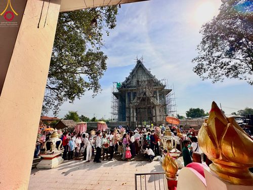 ภาพ No.64288:พิธีทอดกฐินสามัคคีทั่วไทย 5,000 วัด โดยคณะศิษยานุศิษย์วัดพระธรรมกาย น้อมบูชาธรรม 78 ปี หลวงพ่อธัมมชโย  วันอังคารที่ 8 พฤศจิกายน พ.ศ. 2565  ณ วัดโปรยฝน อ.หนองเสือ จ.ปทุมธานี