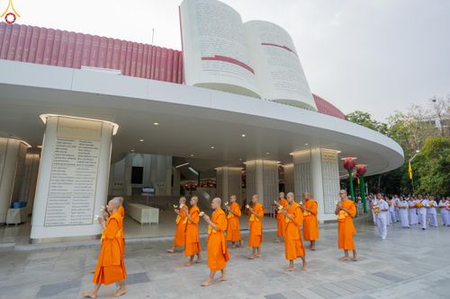 ภาพ No.328322:วันเสาร์ที่ 2 พฤษภาคม พ.ศ.2569 พิธีอุปสมบทสามเณรเตรียม DCI รุ่นที่ 23 ณ อุโบสถพระไตรปิฎก วัดพระธรรมกาย จังหวัดปทุมธานี