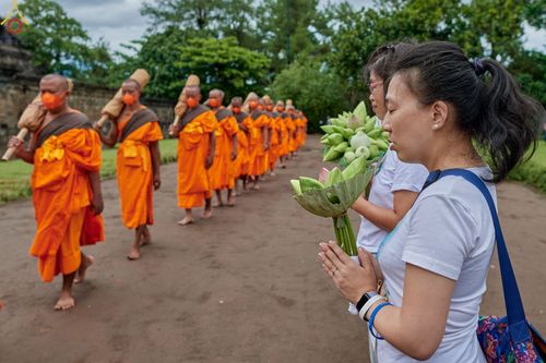 ภาพ No.68445:ธรรมยาตรา ณ มหาเจดีย์บรมพุทโธ ประเทศอินโดนีเซีย วันที่ 24 ธันวาคม พ.ศ. 2565