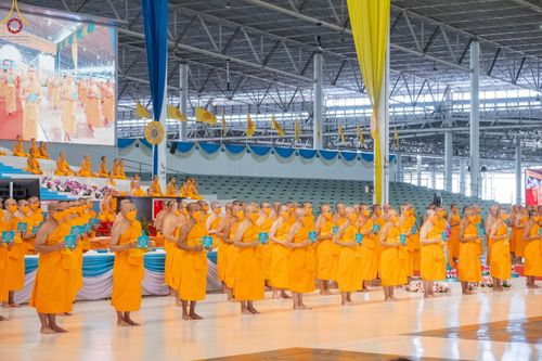 ภาพ No.65393:พิธีรับมอบต้นสมบัติจักรพรรดิ เพื่องานเผยแผ่พระพุทธศาสนาวิชชาธรรมกายไปทั่วโลก แด่ศูนย์ส่งเสริมศีลธรรมทั่วโลก 221 แห่ง ในวันอาทิตย์ต้นเดือนที่ 4 ธันวาคม พ.ศ. 2565 ณ วัดพระธรรมกาย จ.ปทุมธานี