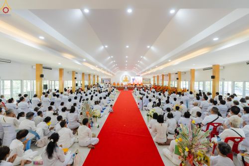 ภาพ No.331655:วันพุธที่ ๓ มิถุนายน พ.ศ.๒๕๖๙ พิธีทอดผ้าป่า ปฏิบัติธรรมกลั่นแผ่นดิน พิธีโปรยรัตนชาติ  และ พิธีตอกเสาเข็ม มงคลต้นแรก สถาปนา "องค์พระเจดีย์เพื่อสร้างสันติภาพโลก"  องค์แรก ครั้งแรกของลำปาง ประตูสู่ภาคเหนือ  ณ ศูนย์ปฏิบัติธรรมเถินเทิดธรรม อ.เถิน จ.ลำปาง