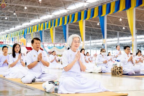 ภาพ No.342743:วันอาทิตย์ที่ 9 สิงหาคม พ.ศ.2569 พิธีจุดเทียนใจ ไฟนิรันดร์ อนันตชัย ณ รัตนบัลลังก์ วัดพระธรรมกาย