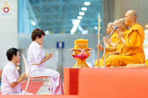 ภาพ No.264669:วันอาทิตย์ที่ 2 พฤศจิกายน พ.ศ. 2568 พิธีทอดกฐินสามัคคี ณ สภาธรรมกายสากล วัดพระธรรมกาย