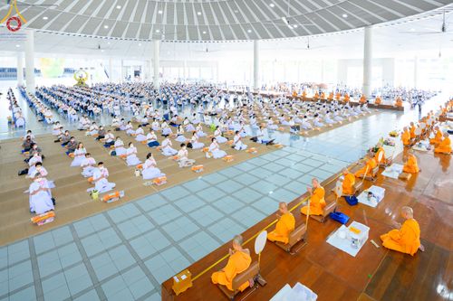 ภาพ No.79440:พิธีบุพเปตพลี ครั้งที่ 133 เพื่ออุทิศบุญกุศลแด่บรรพบุรุษผู้ล่วงลับ วันที่ 5 เมษายน พ.ศ. 2566 ณ วัดพระธรรมกาย