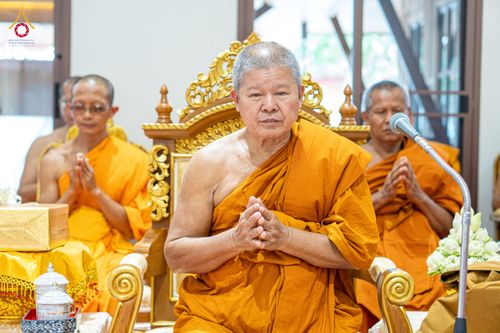 ภาพ No.336305:วันจันทร์ที่ 22 มิถุนายน พ.ศ.2569 พิธีอัญเชิญพระธรรมกาย และบรรจุพระบรมสารีริกธาตุ  ภายในเกศดอกบัวตูม องค์พระประธาน ณ อาคารสมปรารถนา วัดกลางธนรินทร์ ต.บ้านแป้ง อ.พรหมบุรี จ.สิงห์บุรี