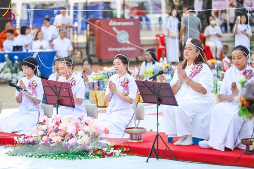 ภาพ No.310794:วันอาทิตย์ที่ 22 กุมภาพันธ์ พ.ศ. 2569 พิธีตักบาตรเเด่คณะพระภิกษุสงฆ์ 1,111 รูป จังหวัดน่าน หนึ่งในโครงการตักบาตรพระ 2,000,000 รูป 77 จังหวัดทั่วไทย ในวาระอันเป็นมงคลยิ่ง ครบรอบ 744 ปี นครน่าน สืบสานศรัทธา ทำบุญใหญ่ของเมืองน่าน ณ ข่วงเมือง วัดภูมินทร์ อำเ