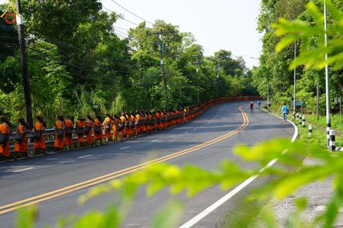 ภาพ No.81260:พระภิกษุ สามเณร วัดบ้านขุน  ธรรมยาตราฉลองแชมป์บาลี ของคณะสงฆ์ภาค 7 ประจำปี 2566 วันเสาร์ที่ 27 พฤษภาคม พ.ศ. 2566