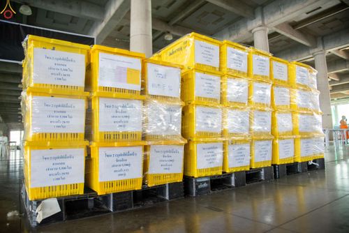 ภาพ No.320019:วันที่ 6 เมษายน พ.ศ.2569 ทีมจัดภัตตาหารประชุมเตรียมงานถวายมหาสังฆทาน 40,000 กว่าวัดทั่วประเทศ บูชาธรรม 82 ปี หลวงพ่อธัมมชโย