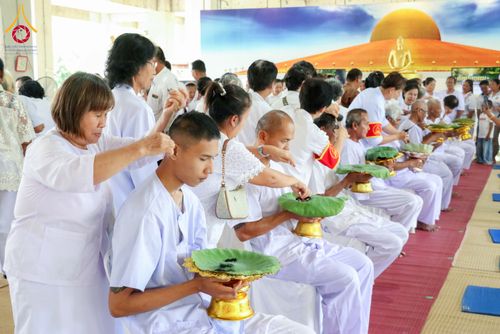 ภาพ No.340026:วันอาทิตย์ ที่ 19 กรกฎาคม 2569 พิธีตัดปอยผมนาคธรรมทายาทโครงการอุปสมบทรุ่นเข้าพรรษาประจำปี2569  ณ ธุดงคสถานพิษณุโลก อ.วังทอง จ.พิษณุโลก