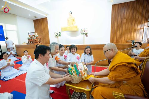 ภาพ No.343811:วันที่ 16 สิงหาคม พ.ศ.2569 สัมมนาคณะสงฆ์จันทบุรี เพื่อฟื้นฟูพระพุทธศาสนา จังหวัดจันทบุรี  ณ ศูนย์ปฏิบัติธรรมจันทบุรี