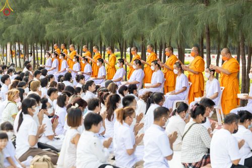 ภาพ No.82594:พิธีตัดปอยผมและปลงผมนาคธรรมทายาท ในโครงการอุปสมบทหมู่ธรรมทายาทพุทธศาสตร์สากล รุ่นที่ 7 (ภาคฤดูฝน) วันอาทิตย์ที่ 11 มิถุนายน พ.ศ. 2566 ณ  วัดพระธรรมกาย