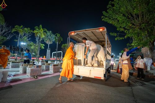 ภาพ No.282448:วันที่ 19 -20 ธันวาคม พ.ศ.2568 เบื้องหลังความสำเร็จ ของการจัดงานตักบาตร พระ 10,000 รูป Skywalk กาญจนบุรี