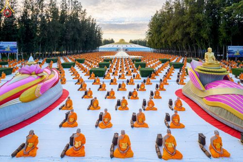 ภาพ No.41207:ประมวลภาพธรรมยาตรา ปฏิบัติธรรมและบันทึกภาพประวัติศาสตร์ ธรรมยาตรา ปีที่ 10