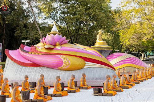 ภาพ No.41232:ประมวลภาพธรรมยาตรา ปฏิบัติธรรมและบันทึกภาพประวัติศาสตร์ ธรรมยาตรา ปีที่ 10