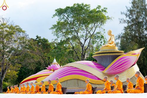 ภาพ No.41231:ประมวลภาพธรรมยาตรา ปฏิบัติธรรมและบันทึกภาพประวัติศาสตร์ ธรรมยาตรา ปีที่ 10