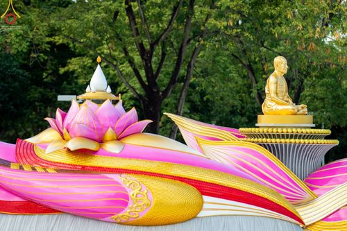 ภาพ No.41237:ประมวลภาพธรรมยาตรา ปฏิบัติธรรมและบันทึกภาพประวัติศาสตร์ ธรรมยาตรา ปีที่ 10