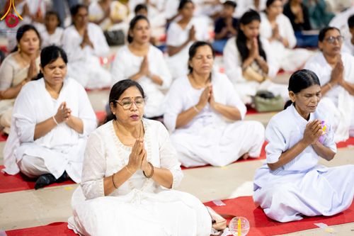 ภาพ No.331493:วันที่ 31 พฤษภาคม พ.ศ. 2569  สภาพุทธศาสนาแห่งอินเดีย (Indian Buddhist Council)  ร่วมกับมูลนิธรรมกาย จัดงานวิสาขบูชานานาชาติ  ณ วัดพุทธสันติวันธรรมชัย