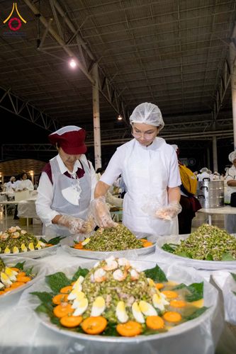 ภาพ No.303463:วันที่ 27 มกราคม พ.ศ. 2569 พิธีถวายภัตตาหารเป็นสังฆทาน แด่พระธรรมยาตรา ณ วัดพระธรรมกาย  จังหวัดปทุมธานี ในโครงการธรรมยาตรา กตัญญูบูชา มหาปูชนียาจารย์ พระมงคลเทพมุนี(สด จนฺทสโร) พระผู้ปราบมาร อนุสรณ์สถาน 7 แห่ง ปีที่ 14