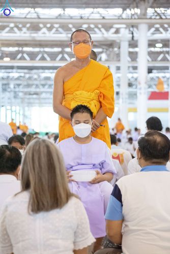 ภาพ No.78788:พิธีปลงผมนาคธรรมทายาท โครงการอบรมยุวธรรมทายาท มัชฌิมธรรมทายาท และธรรมทายาทรุ่นอุดมศึกษา ณ สภาธรรมกายสากล วัดพระธรรมกาย วันเสาร์ที่ 1 เมษายน พ.ศ. 2566