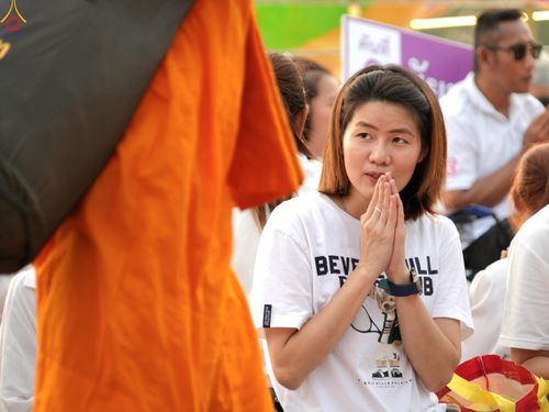 ภาพ No.299623:วันที่ 18 มกราคม พ.ศ. 2569 พิธีต้อนรับพระธรรมยาตรา (ภาพชุดที่ 2) ณ อนุสรณ์สถานลำดับที่ 5  สถานที่เผยแผ่วิชชาธรรมกายครั้งแรก อนุสรณ์สถานบางปลา วัดบางปลา อำเภอบางเลน จังหวัดนครปฐม ในโครงการธรรมยาตรา กตัญญูบูชา มหาปูชนียาจารย์ พระมงคลเทพมุนี(สด จนฺทสโร) พระ