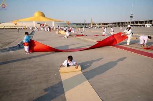 ภาพ No.306080:วันที่ 25 มกราคม พ.ศ. 2569 พิธีต้อนรับพระธรรมยาตรา วัดพระธรรมกาย(ภาพชุดที่ 4) ในโครงการธรรมยาตรา กตัญญูบูชา มหาปูชนียาจารย์ พระมงคลเทพมุนี(สด จนฺทสโร) พระผู้ปราบมาร อนุสรณ์สถาน 7 แห่ง ปีที่ 14