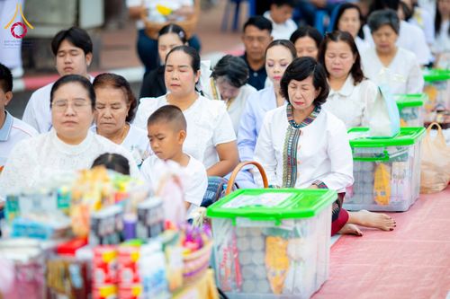 ภาพ No.310833:วันอาทิตย์ที่ 22 กุมภาพันธ์ พ.ศ. 2569 พิธีตักบาตรเเด่คณะพระภิกษุสงฆ์ 1,111 รูป จังหวัดน่าน หนึ่งในโครงการตักบาตรพระ 2,000,000 รูป 77 จังหวัดทั่วไทย ในวาระอันเป็นมงคลยิ่ง ครบรอบ 744 ปี นครน่าน สืบสานศรัทธา ทำบุญใหญ่ของเมืองน่าน ณ ข่วงเมือง วัดภูมินทร์ อำเ