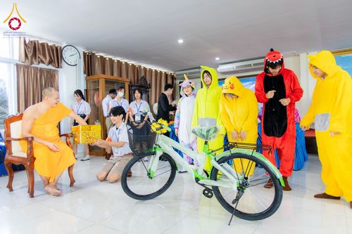 ภาพ No.183068:วันรวมพลังเยาวชนไทยรวมใจทำความดี จังหวัดกำแพงเพชร วันศุกร์ที่​ 29 พฤศจิกายน พ.ศ. 2567 ณ ศูนย์​ปฏิบัติธรรมกำแพงเพชร ในอุปถัมภ์พระพรหมวชิรปัญญาจารย์  จ.กำแพงเพชร