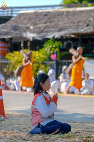 ภาพ No.205478:V.53 สารพัดV สารพัดดี ที่วัดโบสถ์บน ในโครงการธรรมยาตรา กตัญญูบูชา มหาปูชนียาจารย์ พระมงคลเทพมุนี(สด จนฺทสโร) พระผู้ปราบมาร อนุสรณ์สถาน 7 แห่ง ปีที่ 13 ระหว่างวันที่ 2-31 มกราคม พ.ศ. 2568