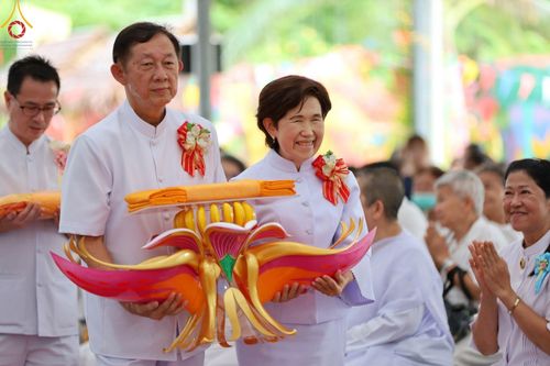 ภาพ No.94700:พิธีทอดกฐินสามัคคี สร้างกุฏิสงฆ์หลังแรก ณ ศูนย์ปฏิบัติธรรมและอบรมเยาวชนเมืองยะลา (ถนนเวฬุวัน ซอยเศรษฐี) วันที่ 15 พฤศจิกายน พ.ศ. 2566