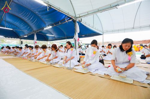 ภาพ No.117434:พิธีถวายภัตตาหารเป็นสังฆทาน แด่คณะพระธรรมยาตรา วันที่ 23 มกราคม พ.ศ. 2567 ณ อนุสรณ์สถานบางปลา อ.บางเลน จ.นครปฐม