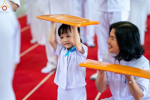 ภาพ No.99815:พิธีทอดผ้าป่า ต้นสมบัติจักรพรรดิ ในวันอาทิตย์ที่ 3 ธันวาคม พ.ศ. 2566 ณ สภาธรรมกายสากล วัดพระธรรมกาย จ.ปทุมธานี