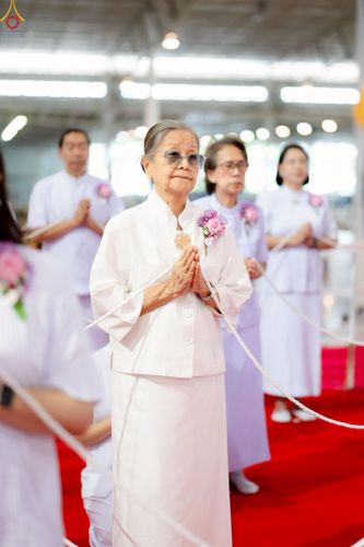 ภาพ No.247086:วันที่ 21 กันยายน พ.ศ. 2568 งานบุญวันอาทิตย์ พิธีจุดเทียนใจ ไฟนิรันด์ อนันตชัย ณ วัดพระธรรมกาย จ.ปทุมธานี