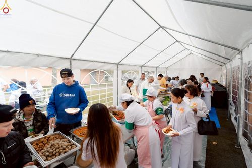 ภาพ No.260651:วันอาทิตย์ที่ 19 ตุลาคม พ.ศ. 2568 พิธีทอดกฐิน วัดพระธรรมกายสตอกโฮล์ม ประเทศสวีเดน 