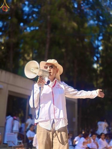 ภาพ No.198748:V.50 สารพัดV สารพัดดี ที่ธรรมยาตรา ในโครงการธรรมยาตรา กตัญญูบูชา มหาปูชนียาจารย์ พระมงคลเทพมุนี(สด จนฺทสโร) พระผู้ปราบมาร อนุสรณ์สถาน 7 แห่ง ปีที่ 13 ระหว่างวันที่ 2-31 มกราคม พ.ศ. 2568