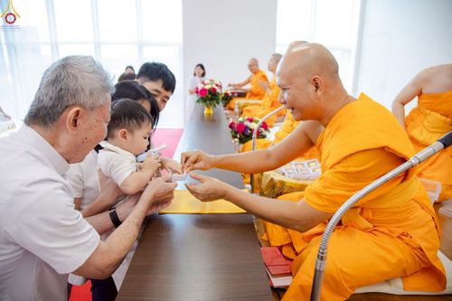 ภาพ No.254284:วันที่ 12 ตุลาคม พ.ศ. 2568 พิธีทอดกฐินสามัคคีวัดพระธรรมกายสิงคโปร์  新加坡法身寺功德衣法会 Dhammakaya Centre Singapore Kathina Ceremony  