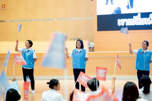 ภาพ No.239922:วันที่ ๒๒ - ๒๔ สิงหาคม พ.ศ. ๒๕๖๘ สัมมนารวมใจผู้นำบุญ บูชาธรรม ๘๑ ปี หลวงพ่อธัมมชโย กฐินสามัคคีทั่วไทย ๓๐,๐๐๐ วัด โครงการอุปสมบทบูชาธรรมมหาปูชนียาจารย์ ๓,๐๐๐ รูป รุ่นที่ ๑