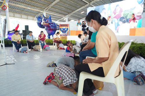 ภาพ No.111423:กิจกรรมงานวันเด็กแห่งชาติ รวมพลังเด็กเก่งและดี สร้างความดีสากล ปีที่ 6 ร่วมจัดโดย เทศบาลเมืองท่าโขลง พุทธสมาคมปทุมธานี องค์การบริหารส่วนตำบลคลองสาม ณ วัดพระธรรมกาย จ.ปทุมธานี วันที่ 13 มกราคม พ.ศ. 2567