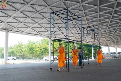 ภาพ No.60857:V.37 ยิ่งกว่าดี เพื่อ 80 ปีของพ่อ ภาพการเตรียมงานของหน่วยงานต่างๆ เพื่อพิธีฉลองอายุวัฒนมงคล 80 ปี หลวงพ่อธัมมชโย และรับถวายมหาสังฆทาน 10,000 กว่าวัดทั่วประเทศ ในวันคุ้มครองโลก วันจันทร์ที่ 22 เมษายน พ.ศ. 2567