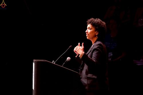 ภาพ No.249783:วันอาทิตย์ที่ 28 กันยายน พ.ศ. 2568 การปฏิบัติธรรมบูชาธรรม 108 ปี แห่งการบรรลุธรรมของหลวงปู่วัดปากน้ำ ได้จุดประทีปสันติภาพไปทั่วโลก และได้ร่วมเสวนาทางปัญญา เพื่อการขยายพระพุทธศาสนาวิชชาธรรมกายไปทั่วโลก  ในงาน HTC Newyork USA