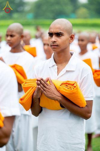 ภาพ No.231069:วันที่ 1 กรกฎาคม พ.ศ. 2568 โครงการบรรพชาสามเณร 300 รูป ถวายเป็นพุทธบูชา  วันอาสาฬหบูชา ณ จุดกำเนิดพระรัตนตรัย  ต้นแหล่งธัมมจักกัปปวัตตนสูตร เมืองพาราณสี  สารนาถ ประเทศอินเดีย