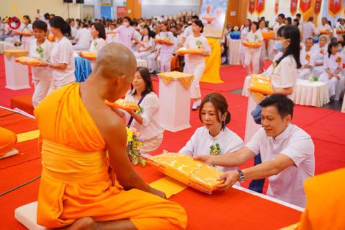 ภาพ No.173886:พิธีทอดกฐิน วัดภาวนาปีนัง ประเทศมาเลเซีย วันที่ 31 ตุลาคม พ.ศ. 2567