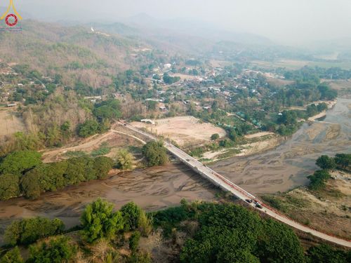 ภาพ No.62277:Photo Story  มหัศจรรย์วัดดงดินแดง Episode 4 กิจกรรมตักบาตรฉลองพระ-เณรกว่า 500 รูป