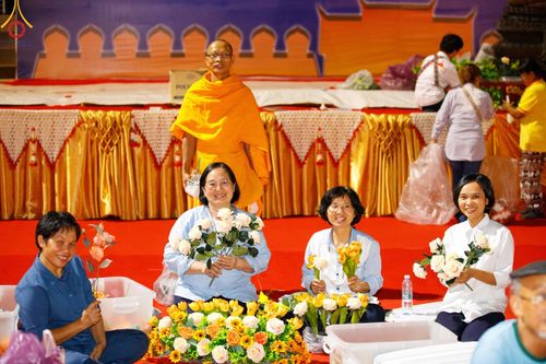 ภาพ No.126797:V.30 เต็มที่ เพื่อโคราช การเตรียมงาน ปฏิบัติงาน และเก็บงาน ของเจ้าหน้าที่หน่วยงานต่างๆ ทุกภาคส่วน เพื่อพิธีทำบุญเมืองนครราชสีมา ฉลอง 556 ปี ตักบาตรพระ 10,000 รูป ในวันเสาร์ที่ 2 มีนาคม พ.ศ.2567 ณ อนุสาวรีย์ท้าวสุรนารี จ.นครราชสีมา จัดโดย คณะสงฆ์จังหวัดนค