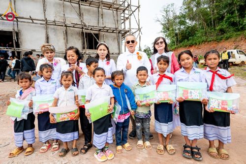 ภาพ No.173307:พิธีทอดกฐินต่างประเทศ ในนามหลวงพ่อธัมมชโย ณ วัดสิริวิเวก เพื่อถวายที่ดินส่วนขยาย 200 ไร่ แขวงจำปาสัก สปป. ลาว วันพุธที่ 30 ตุลาคม พ.ศ. 2567