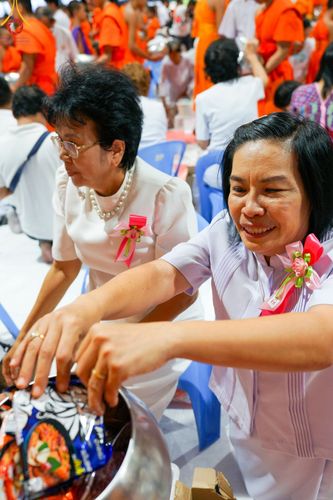ภาพ No.140870:พิธีตักบาตรพระ 500 รูป ปีที่ 9 ณ ธุดงคสถานล้านนา อำเภอสันทราย จังหวัดเชียงใหม่ วันอาทิตย์ที่ 9 มิถุนายน พ.ศ. 2567