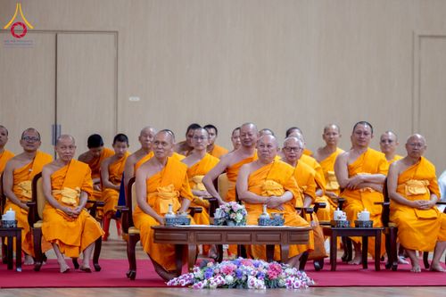 ภาพ No.232539:วันอาทิตย์ที่ 6 กรกฏาคม พ.ศ. 2568 พิธีมุทิตาสักการะพระครูสัญญาบัตร ปีพุทธศักราช 2568 ณ ห้องแก้วสารพัดนึก2 สภาธรรมกายสากล วัดพระธรรมกาย