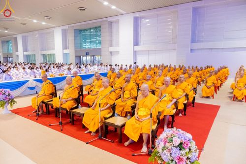 ภาพ No.154298:พิธีบูชาครูผู้ค้นพบวิชชาธรรมกาย ณ สภาธรรมกายสากล วัดพระธรรมกาย วันอังคารที่ 17 กันยายน พ.ศ. 2567