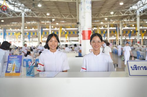 ภาพ No.134600:V.35 เพื่อบุญต้นเดือน การรับบุญของเจ้าหน้าที่หน่วยงานต่างๆ เพื่องานบุญวันอาทิตย์ต้นเดือน ณ วัดพระธรรมกาย วันที่ 7 เมษายน พ.ศ. 2567